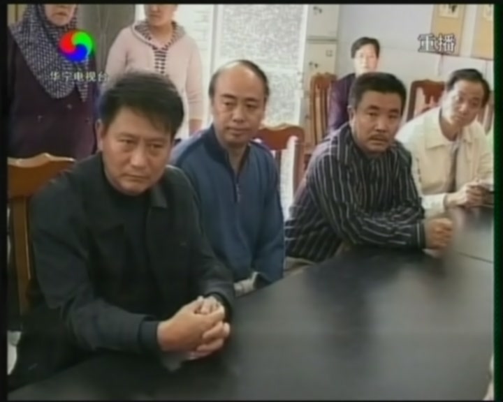 117华宁政府大东门调研[(003378)13-51-34].JPG