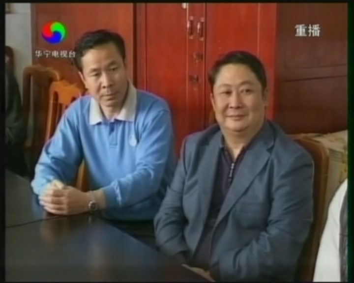 117华宁政府大东门调研[(003278)13-51-30].JPG