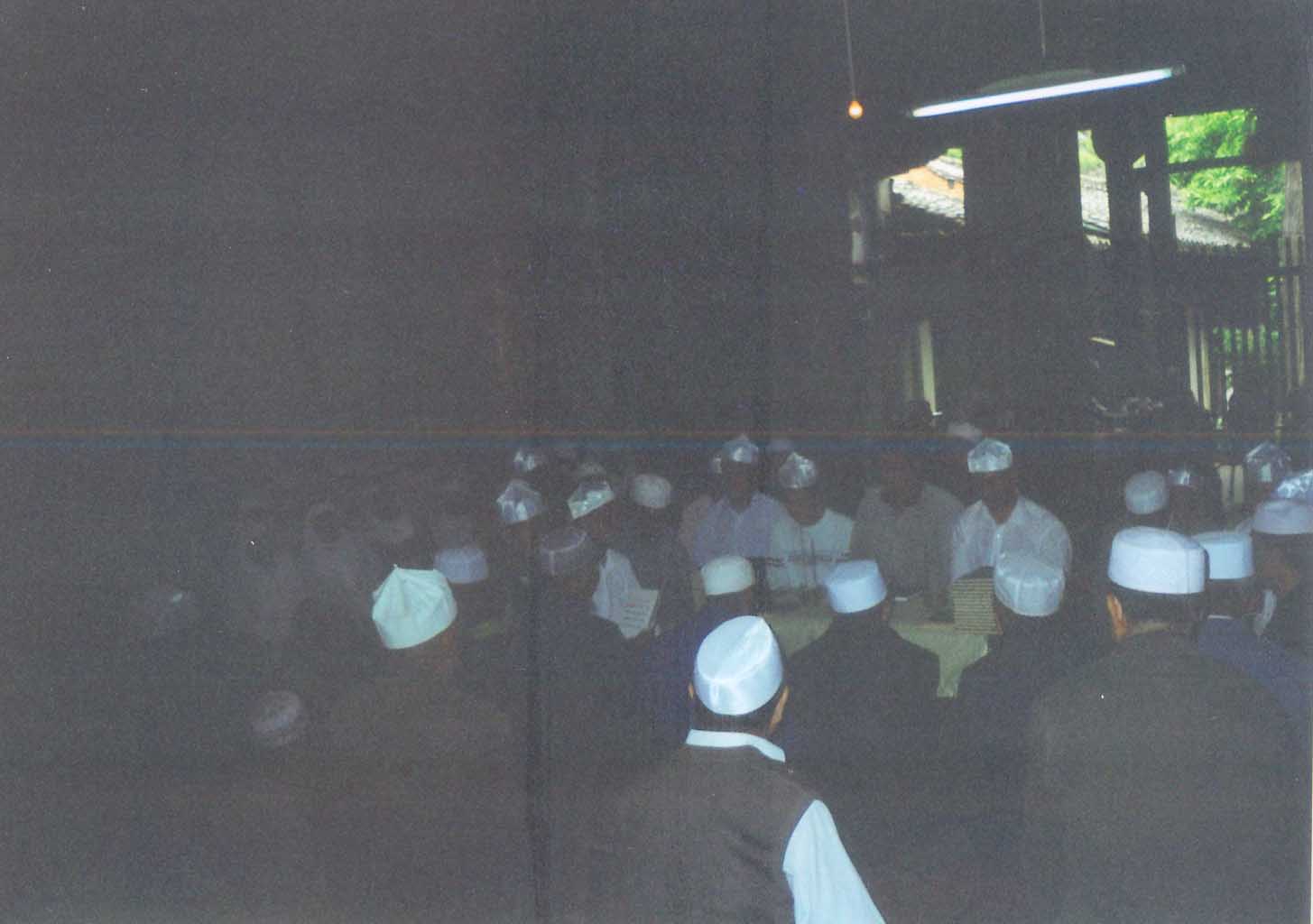 2008年6月1日西昌举行汶川地震祈福尔麦里 3.jpg