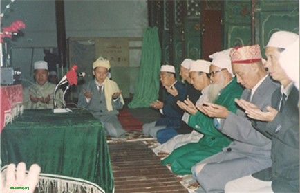 南城古寺尔德节开古兰经大师兄做杜阿.jpg